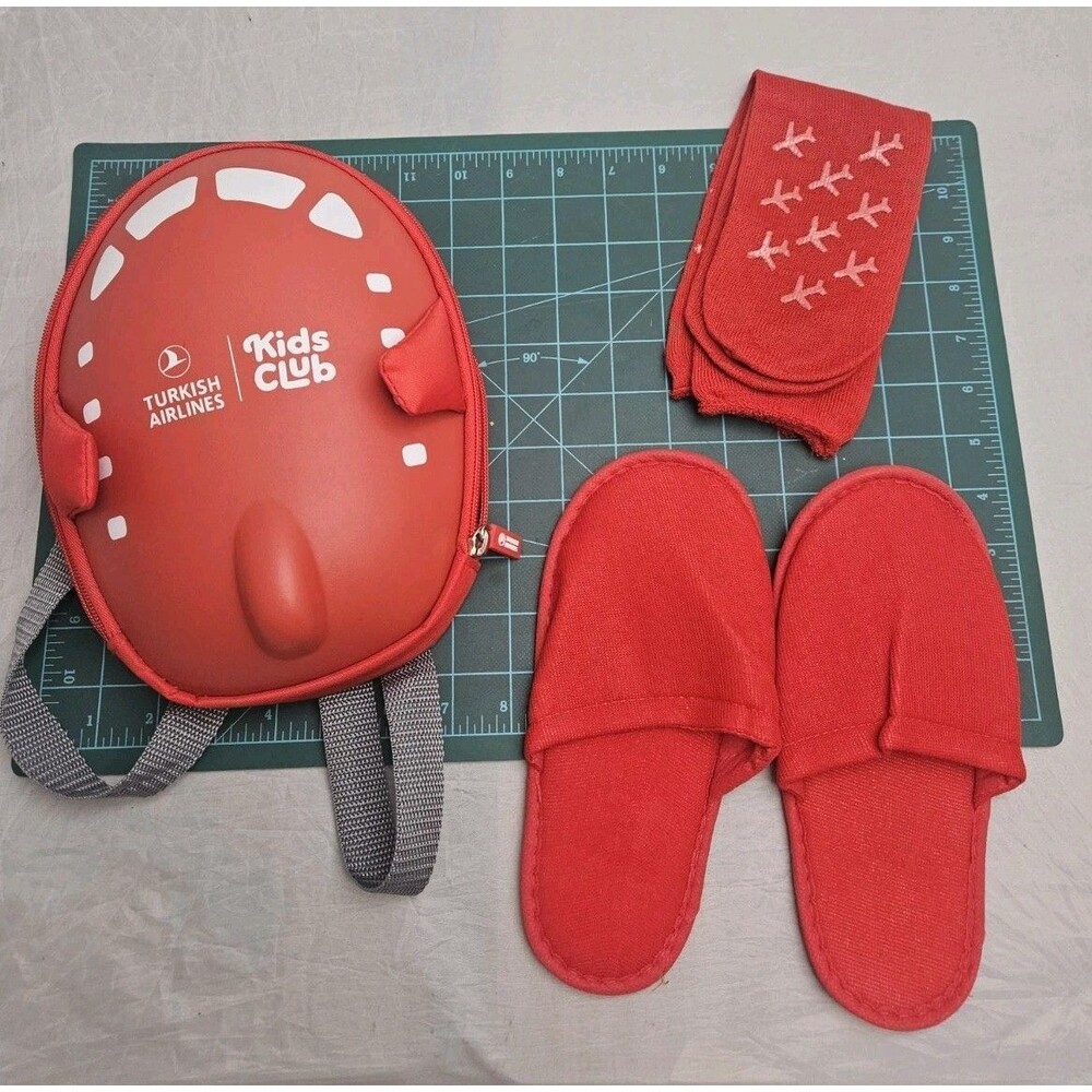 Turkish Airlines High Five Kids Club Travel Bag Red